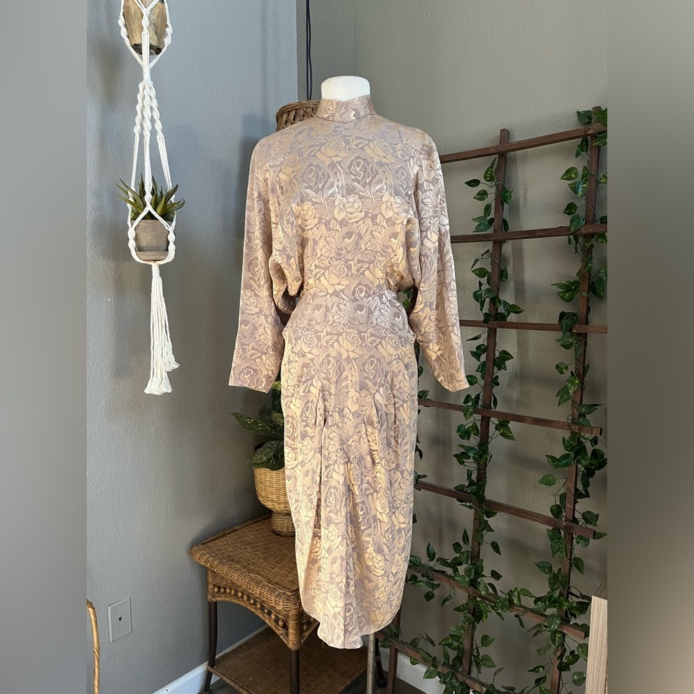 B.B. Collections by Barbara Barbara 80s VTG Metallic Satin Floral Midi Dress - Picture 2 of 15